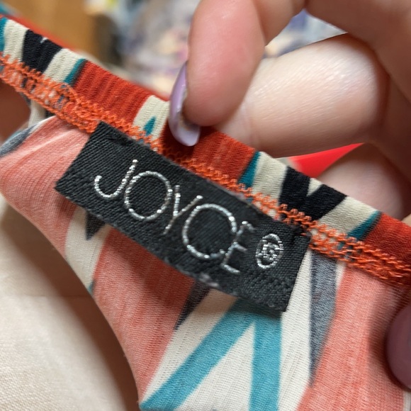 Joyce Chevron Bell Sleeve Mini dress - Picture 7 of 9